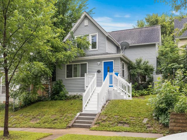 990 Beech Street Saint Paul MN 55106 - MLS# 6760864