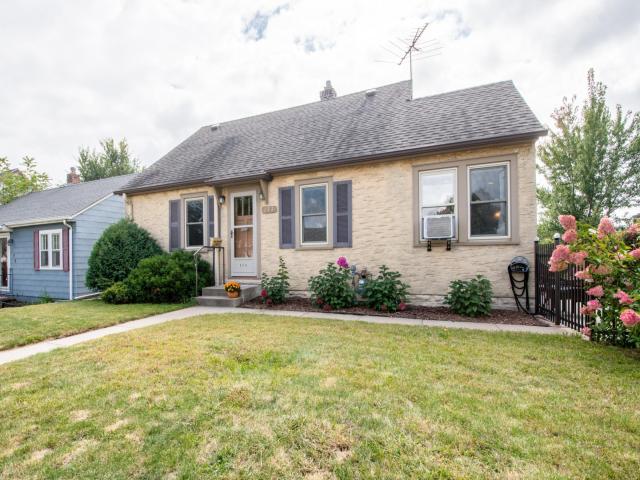 151 Park Street W South Saint Paul MN 55075 - MLS# 6761010