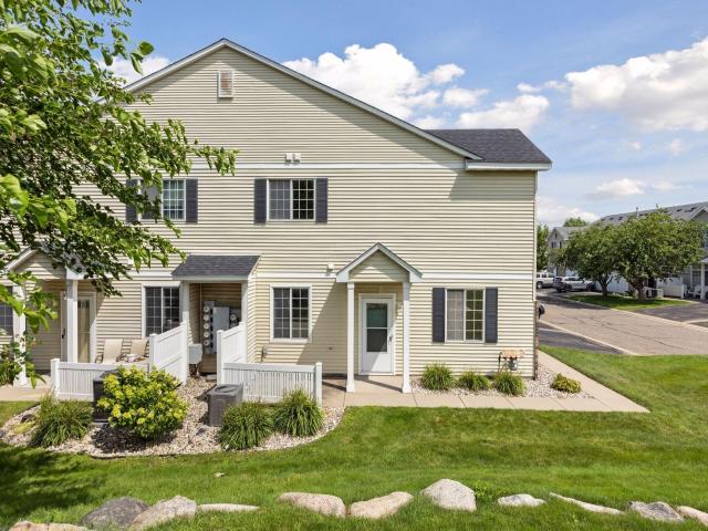 1828 Mockingbird Avenue Shakopee MN 55379 - MLS# 6761031