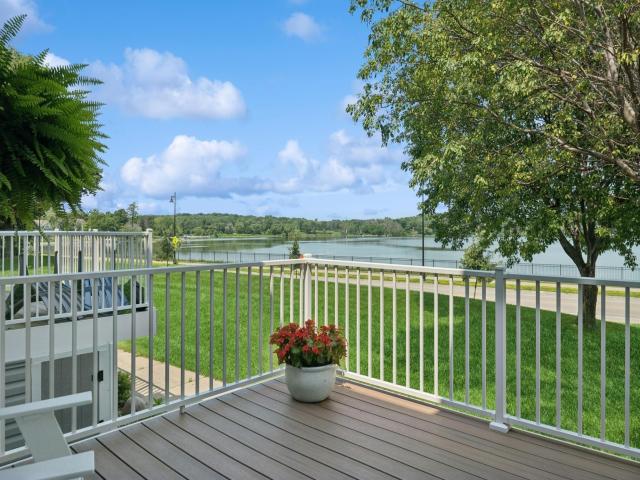 1601 W Wayzata Boulevard Unit G Long Lake MN 55356 - MLS# 6761121