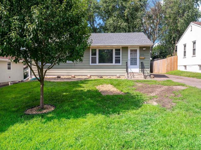 2355 Cowern Place E North Saint Paul MN 55109 - MLS# 6761159