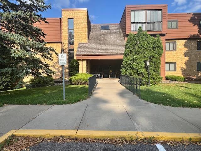 1011 41st Avenue NE Unit 222 Minneapolis MN 55421 - MLS# 6761162