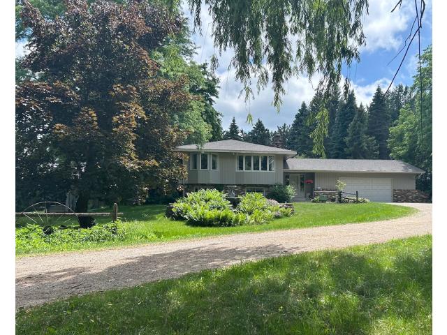 1554 Holly Drive E Hugo MN 55038 - MLS# 6761164