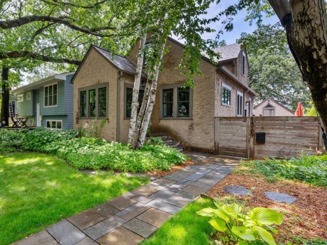 1369 Brompton Street Saint Paul MN 55108 - MLS# 6761257