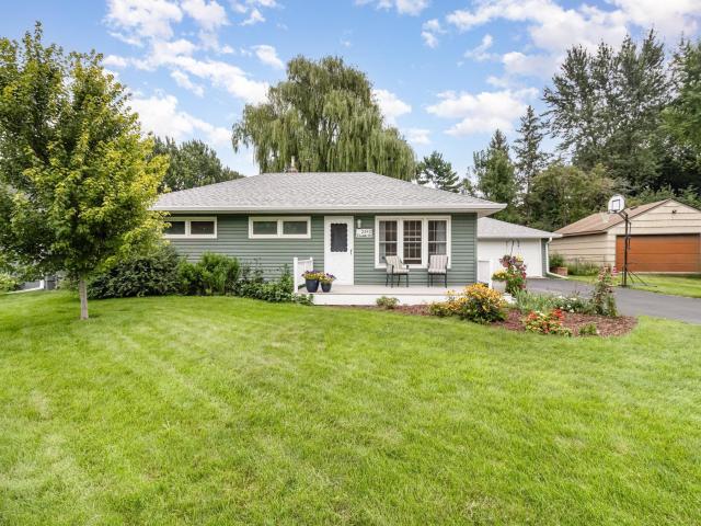 2590 Charlotte Street Saint Paul MN 55113 - MLS# 6761294