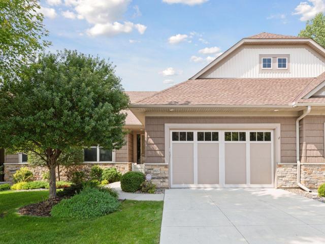8627 Lake Riley Drive Chanhassen MN 55317 - MLS# 6761704