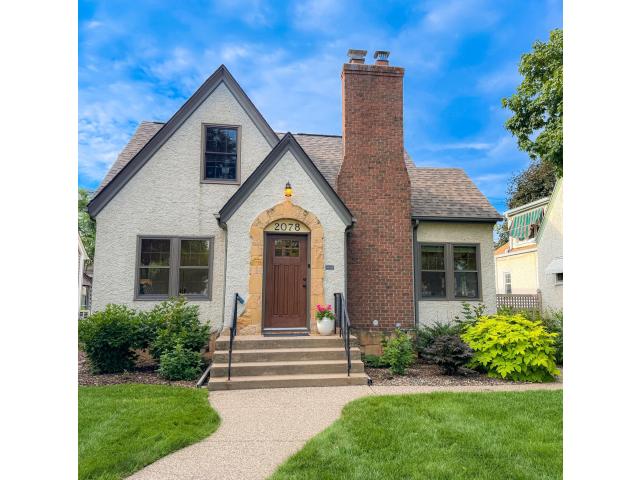 2078 Highland Parkway Saint Paul MN 55116 - MLS# 6761811