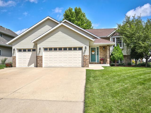 1190 Foxtail Lane SE Owatonna MN 55060 - MLS# 6761849