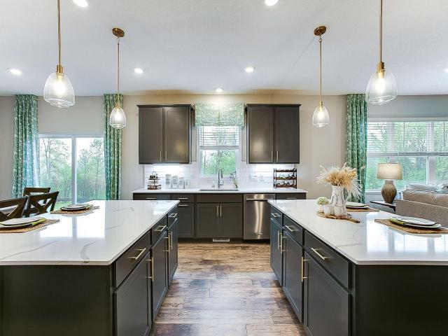 1526 Clover Preserve Way Chaska MN 55318 - MLS# 6761941