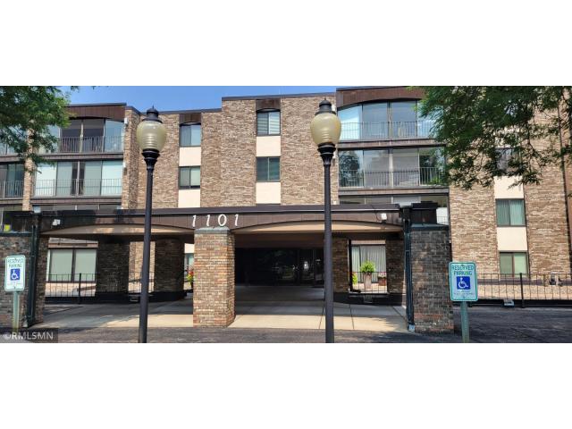 1101 Sibley Memorial Highway Unit 301 Saint Paul MN 55118 - MLS# 6762081