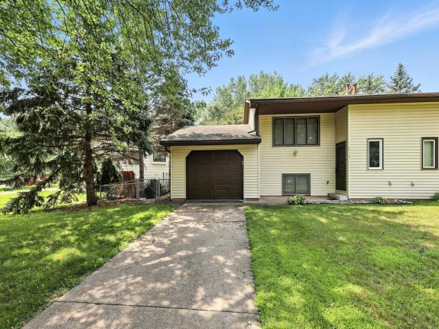 8215 Queen Avenue N Minneapolis MN 55444 - MLS# 6762204