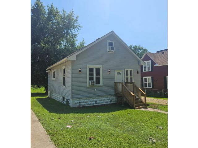 624 E Hawthorne Street Albert Lea MN 56007 - MLS# 6762255