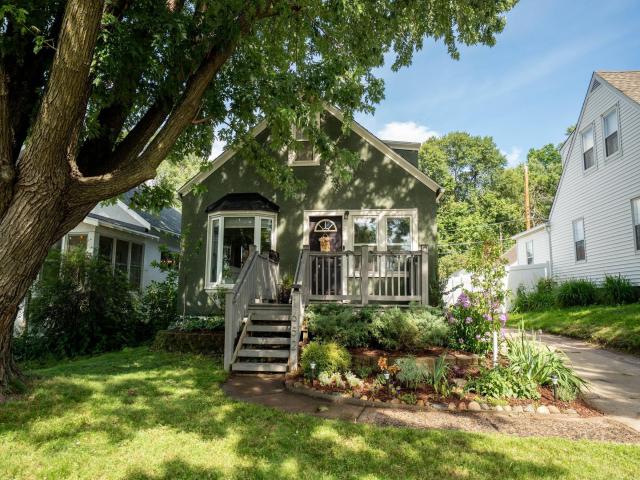 1652 Fernwood Street Saint Paul MN 55108 - MLS# 6762692