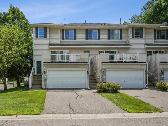 356 Gironde Court Saint Paul MN 55125 - MLS# 6762719
