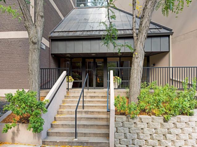 7200 York Avenue S Unit 423 Minneapolis MN 55435 - MLS# 6762775