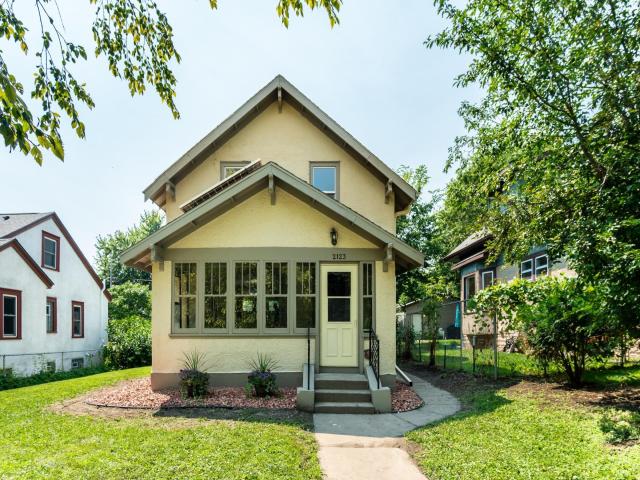2123 Queen Avenue N Minneapolis MN 55411 - MLS# 6762944