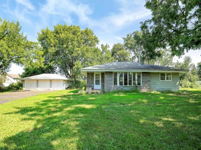 2511 Highwood Avenue E Saint Paul MN 55119 - MLS# 6763137