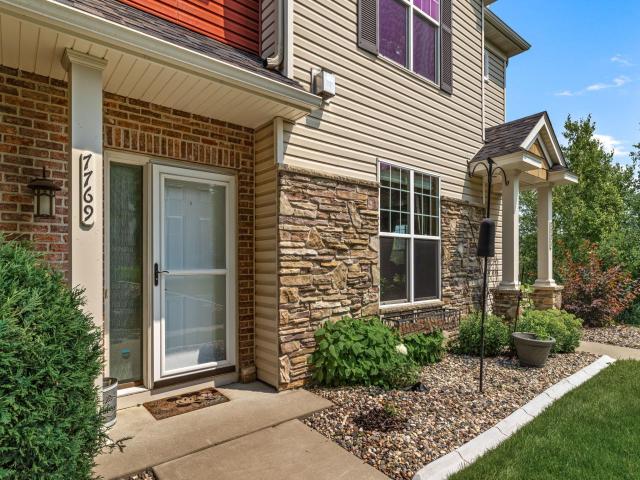 7769 Madelyn Creek Drive Victoria MN 55386 - MLS# 6763351