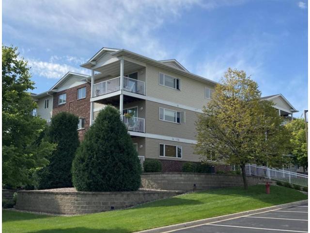 300 Whispering Lane Unit 305 Hastings MN 55033 - MLS# 6763520