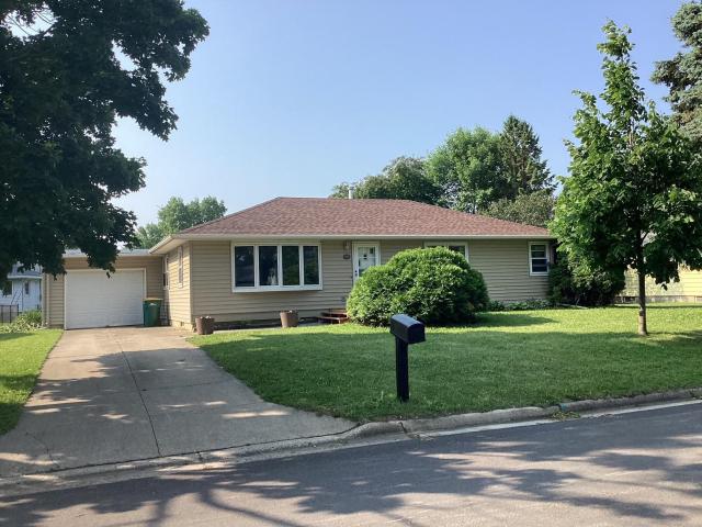 1018 Crestview Road Albert Lea MN 56007 - MLS# 6763586