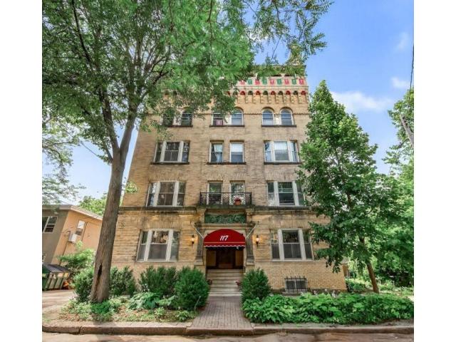117 Mackubin Street Unit 1 Saint Paul MN 55102 - MLS# 6763774