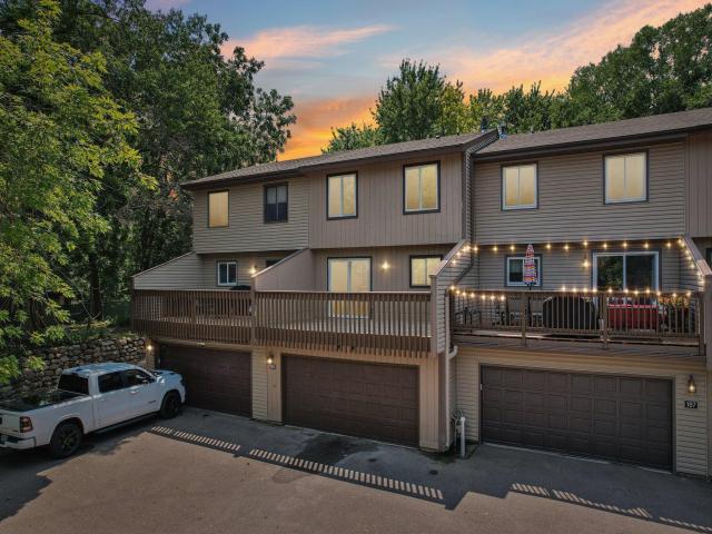 188 River Woods Lane Burnsville MN 55337 - MLS# 6763877