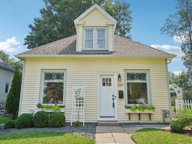 209 8th Avenue N Hopkins MN 55343 - MLS# 6763897
