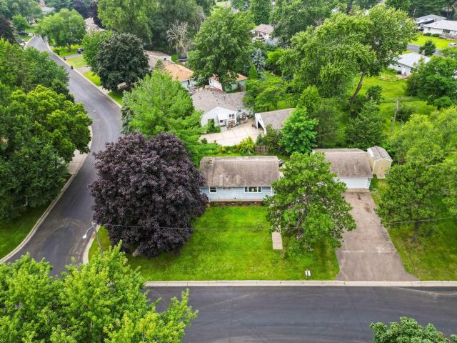 2047 Chambers Street Saint Paul MN 55109 - MLS# 6764000
