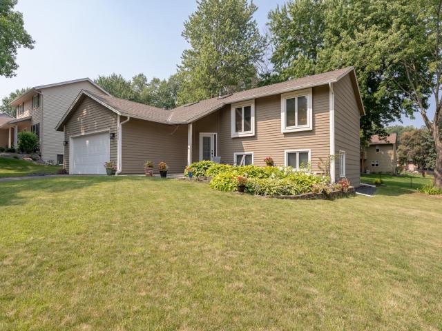 17325 Halifax Path Lakeville MN 55044 - MLS# 6764017