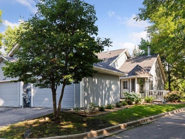 2747 River Hills Drive S Burnsville MN 55337 - MLS# 6764230