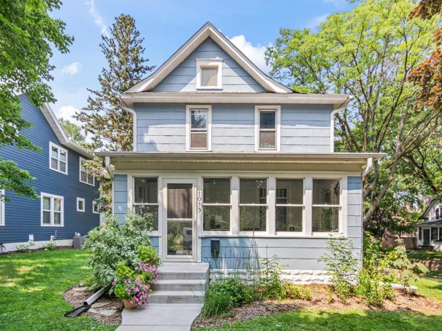 2093 Roblyn Avenue Saint Paul MN 55104 - MLS# 6764727
