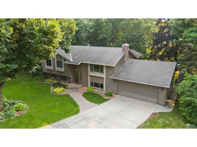 1696 Walnut Court Saint Paul MN 55122 - MLS# 6765044