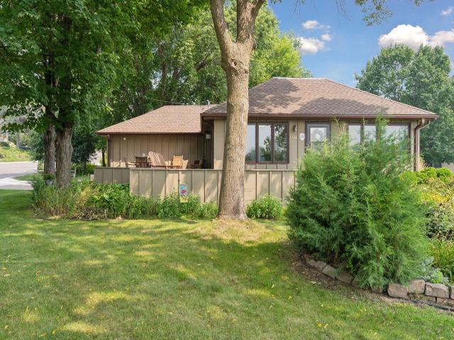 1768 E Shore Drive Saint Paul MN 55109 - MLS# 6765094