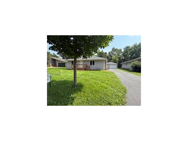 604 Giles Place Albert Lea MN 56007 - MLS# 6765179