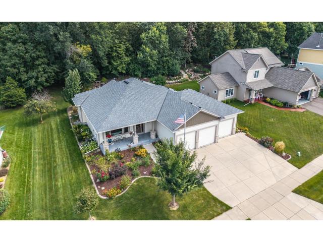 2704 Oak Lawn Drive Northfield MN 55057 - MLS# 6765186