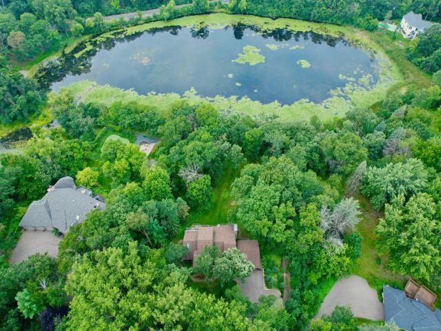 8910 Southwood Drive Minneapolis MN 55437 - MLS# 6765194