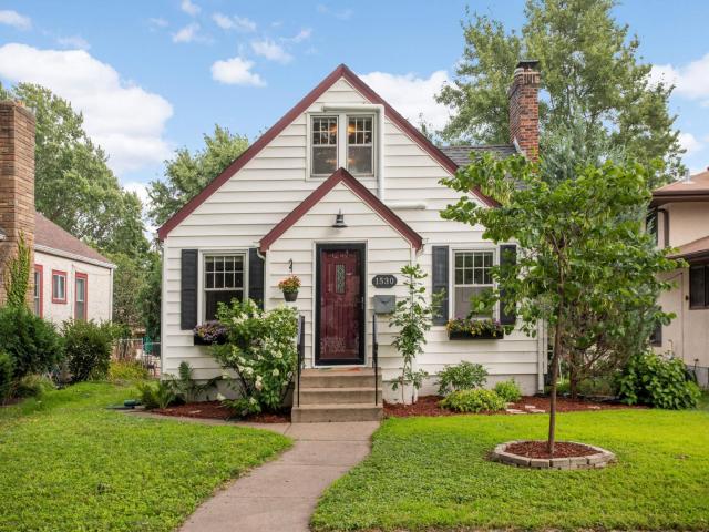 1530 Sheldon Street Saint Paul MN 55108 - MLS# 6765422