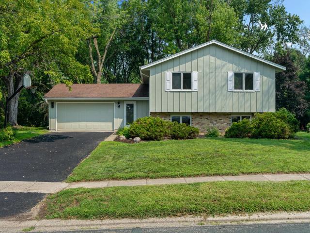 6000 W 105th Street Minneapolis MN 55438 - MLS# 6765432
