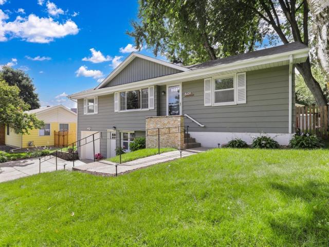 8429 Meadow Lake Road E Minneapolis MN 55428 - MLS# 6765506