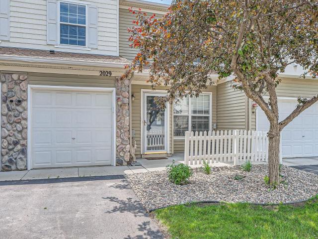 2029 Poppy Drive Chanhassen MN 55317 - MLS# 6765631