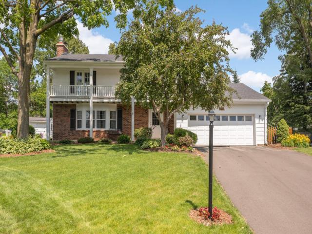 4653 Heritage Hills Circle Minneapolis MN 55437 - MLS# 6765721