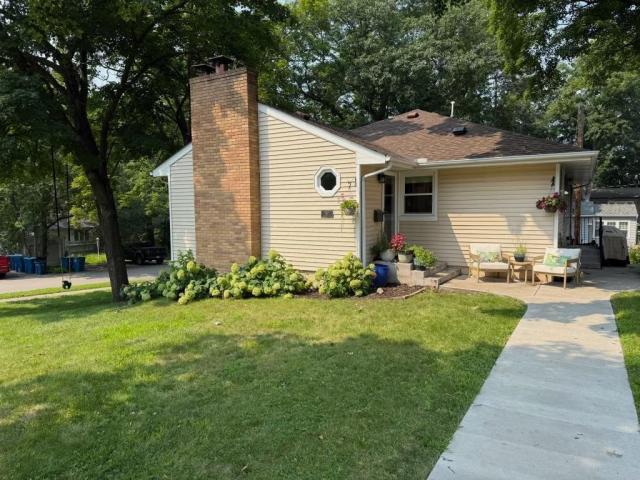 607 Gardner Street Wayzata MN 55391 - MLS# 6766000