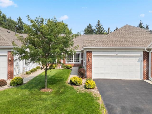 592 Lake View Drive Saint Paul MN 55129 - MLS# 6766077