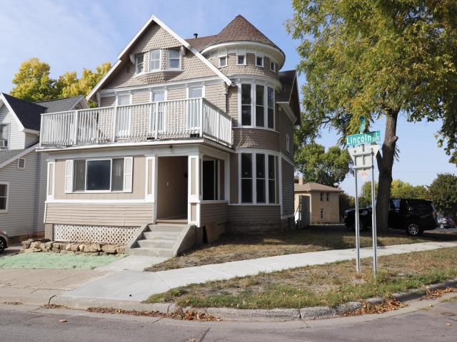 238 Lincoln Street Mankato MN 56001 - MLS# 6766096