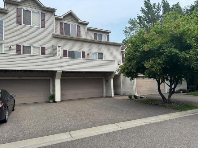 9150 Comstock Lane N Maple Grove MN 55311 - MLS# 6766188