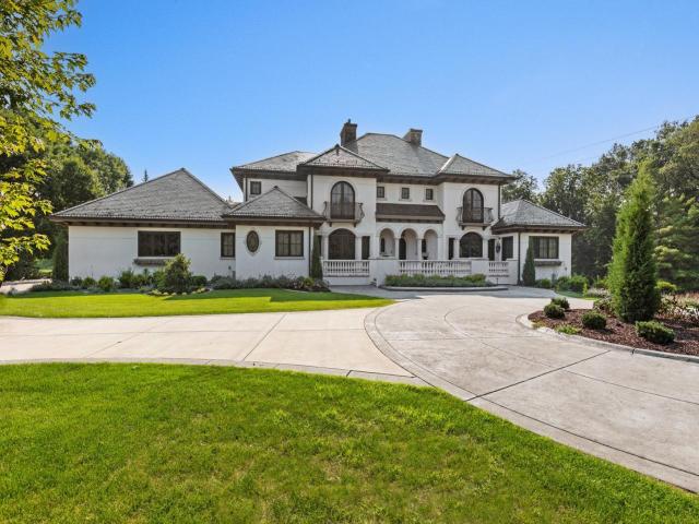 1560 Hunter Drive Wayzata MN 55391 - MLS# 6766257