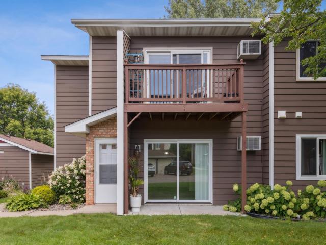 4478 Cinnamon Ridge Trail Unit A Saint Paul MN 55122 - MLS# 6766259