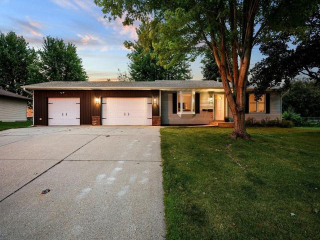 395 Cedardale Drive SE Owatonna MN 55060 - MLS# 6766308