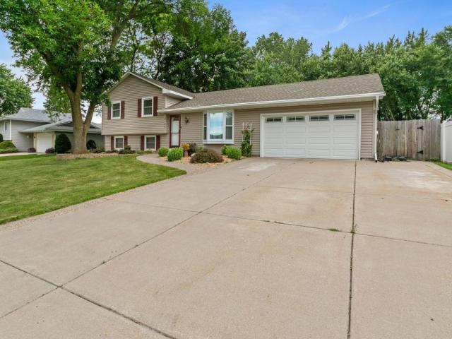 8120 77th Street S Cottage Grove MN 55016 - MLS# 6766343