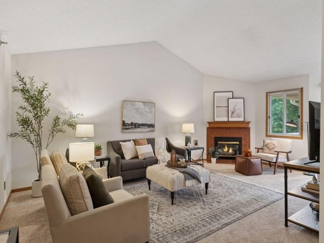 2565 Heritage Drive Unit 111 Mendota Heights MN 55120 - MLS# 6766561